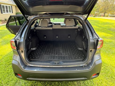 Used 2025 Subaru Outback Premium image 6