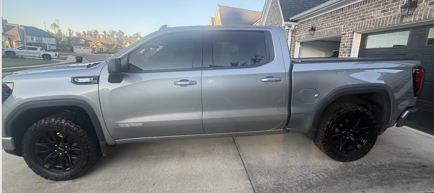 Used 2024 GMC Sierra 1500 Elevation AWD/4WD image 2