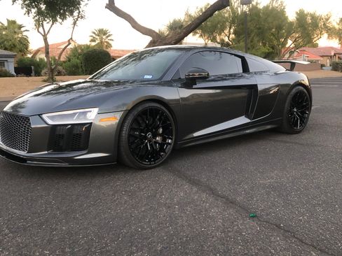 Used 2018 Audi R8 V10 plus image 12