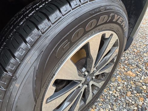 Used 2016 Subaru Outback 2.5i Limited image 9