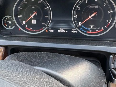 Used 2015 BMW 750Li RWD image 5