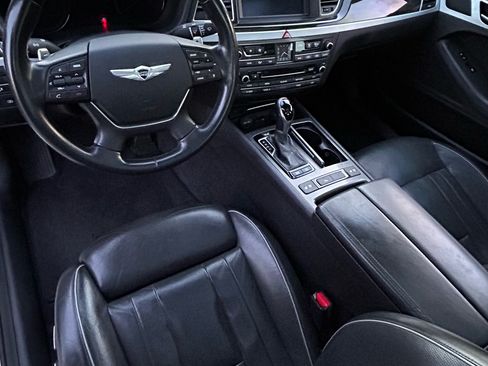 Used 2015 Hyundai Genesis 3.8 w/ Option Group 03 image 6