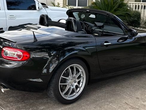 Used 2013 MAZDA MX-5 Miata Grand Touring RWD image 5