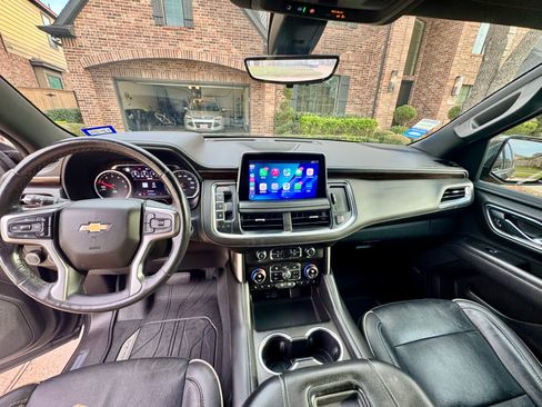 Used 2021 Chevrolet Suburban Premier w/ Texas Edition image 4