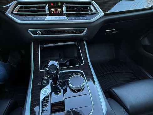 Used 2021 BMW X5 xDrive40i w/ Convenience Package image 12