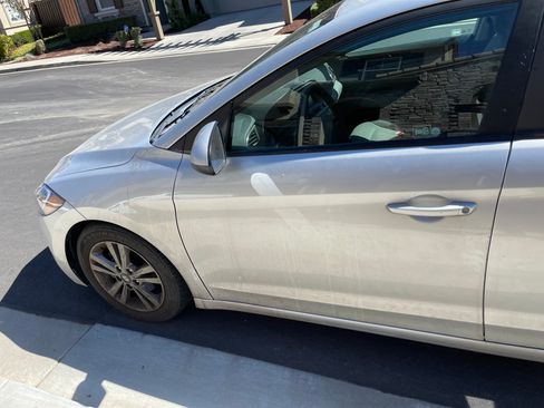 Used 2018 Hyundai Elantra SEL FWD image 10