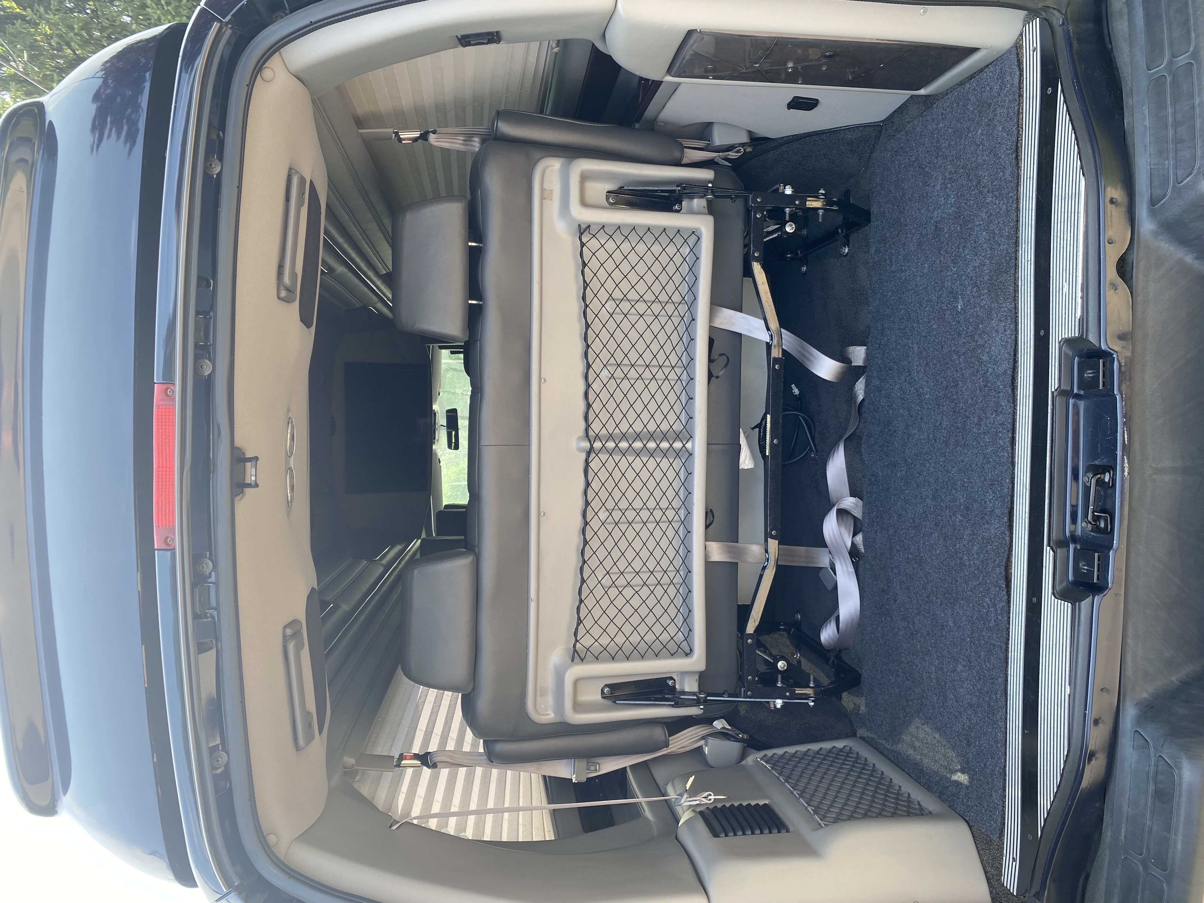 Used 2014 Chevrolet Express 2500 Extended RWD image 17