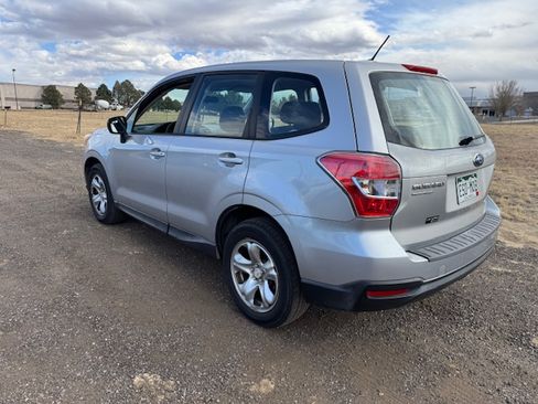 Used 2014 Subaru Forester 2.5i image 4