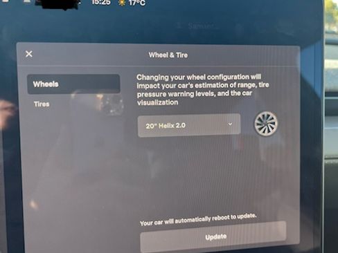 Used 2026 Tesla Model Y Long Range image 14