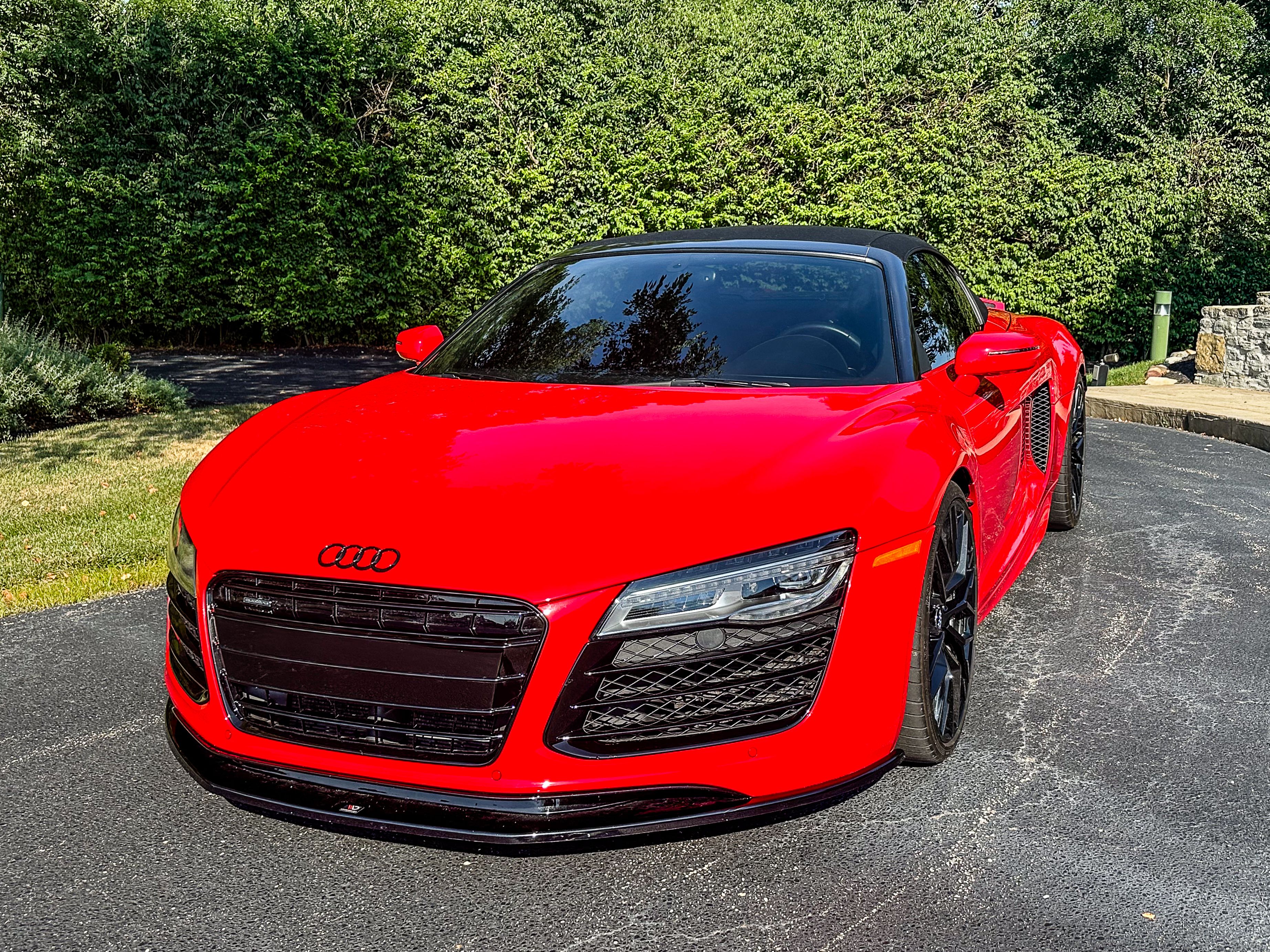 Used 2014 Audi R8 V10 w/ Ceramic Brake Package AWD/4WD image 10