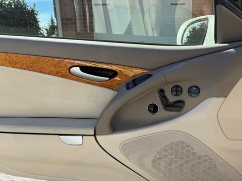 Used 2004 Mercedes-Benz SL 500 SL 500 Roadster 2D image 20