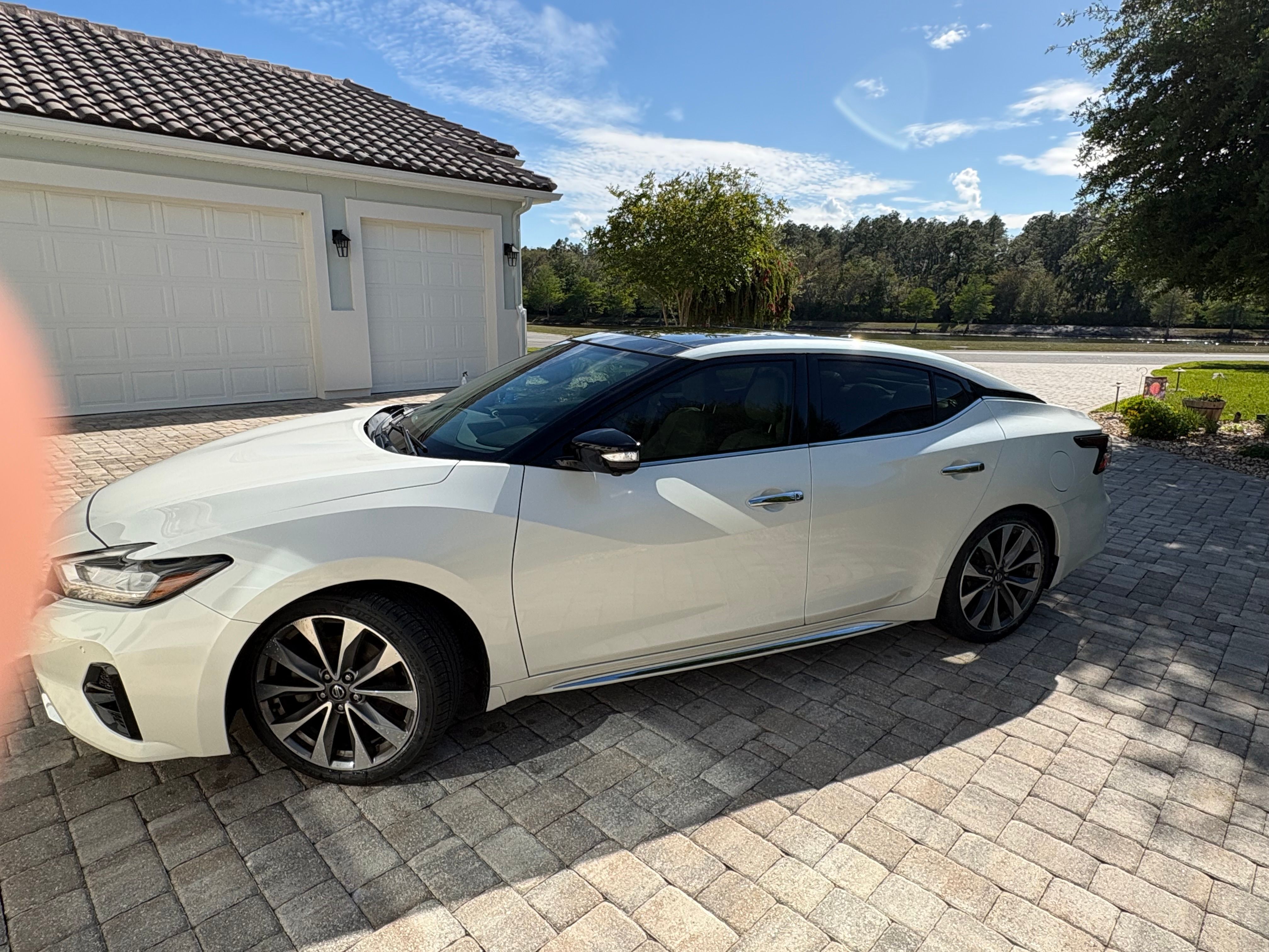 Used 2019 Nissan Maxima Platinum w/ Illumination Package FWD image 9
