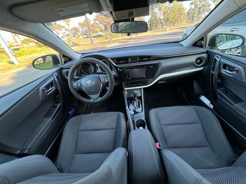 Used 2017 Toyota Corolla iM w/ Carpet Mat Package FWD image 10