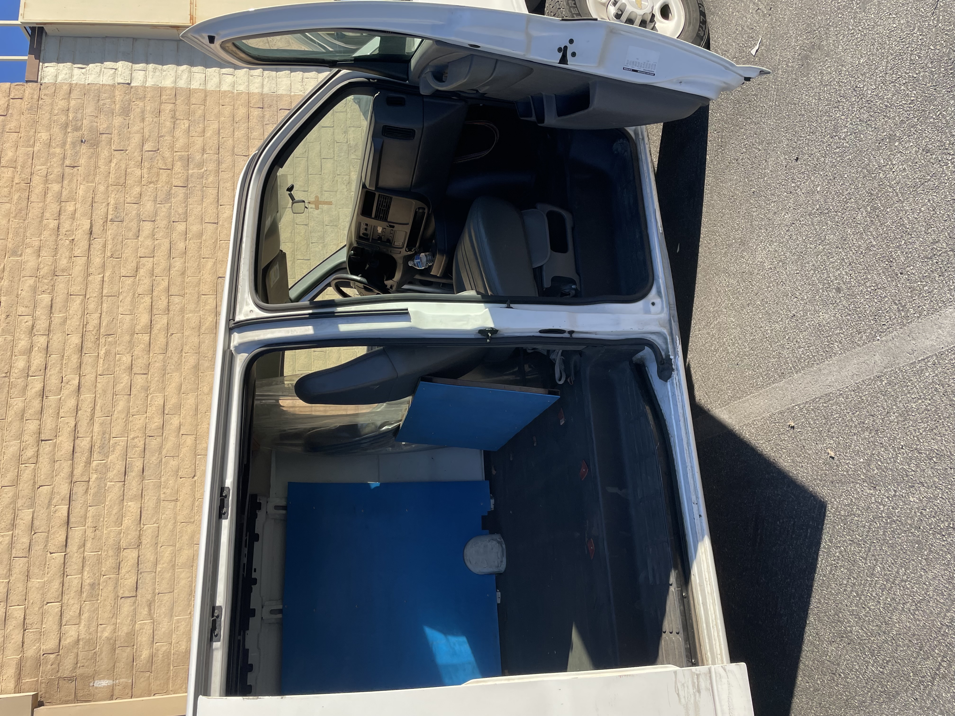 Used 2003 Chevrolet Express 2500 RWD image 6