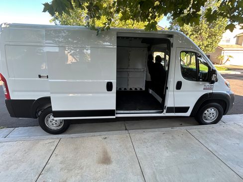 Used 2020 RAM ProMaster 2500 FWD image 12