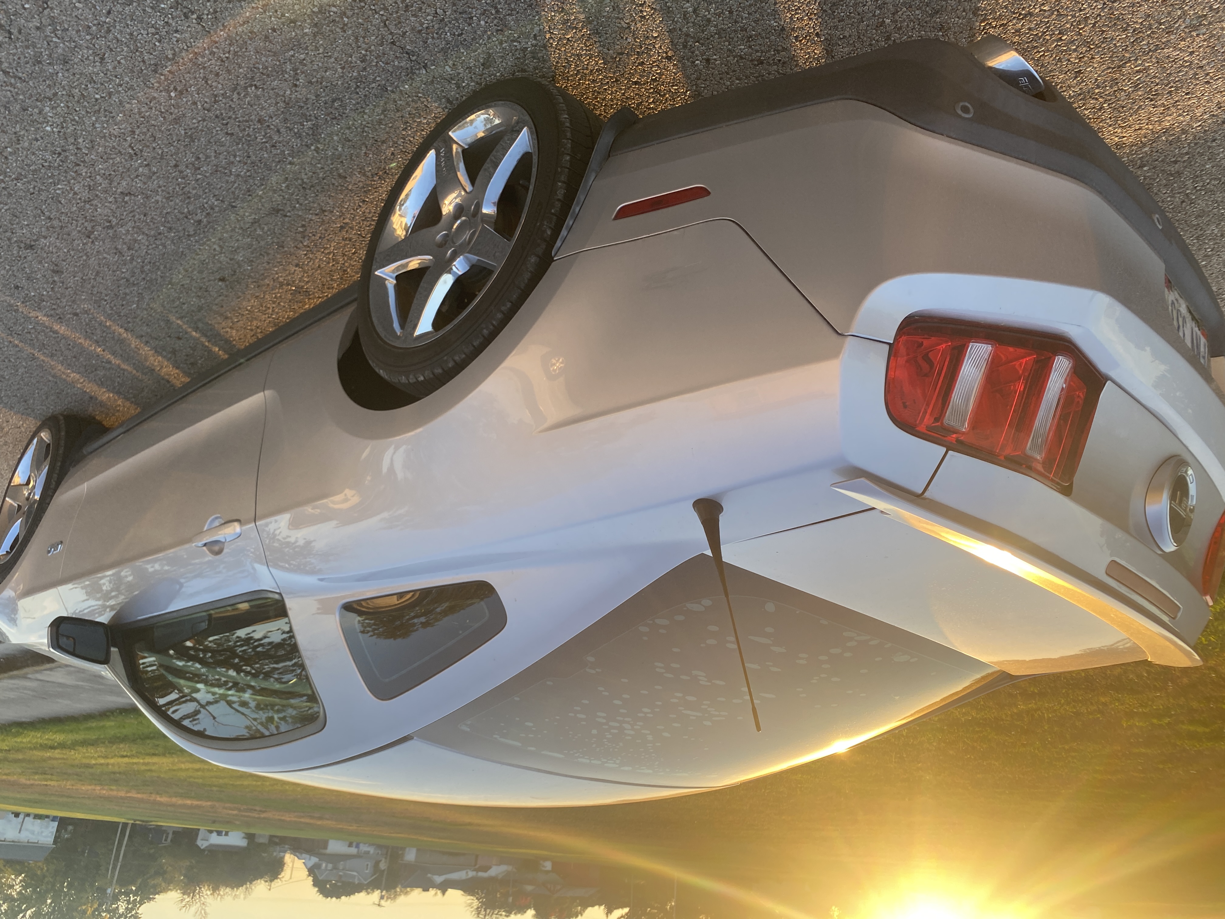 Used 2012 Ford Mustang GT w/ Security Pkg RWD image 5