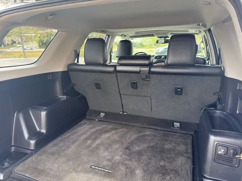 Used 2016 Toyota 4Runner Trail Premium AWD/4WD image 12