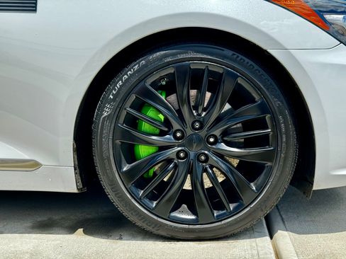 Used 2018 Genesis G80 5.0 Ultimate RWD image 8