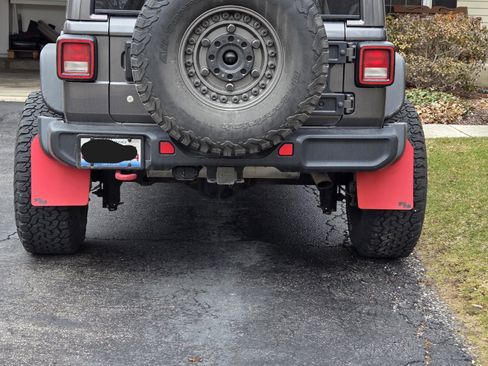 Used 2019 Jeep Wrangler Unlimited Rubicon w/ Dual Top Group image 5