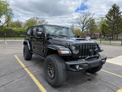 Used 2022 Jeep Wrangler Unlimited Rubicon w/ Xtreme Recon 35" Tire Package AWD/4WD image 1