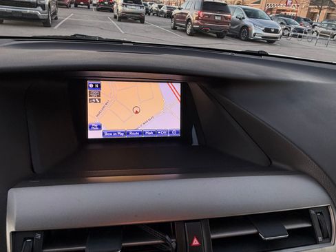 Used 2015 Lexus RX 450h AWD image 16