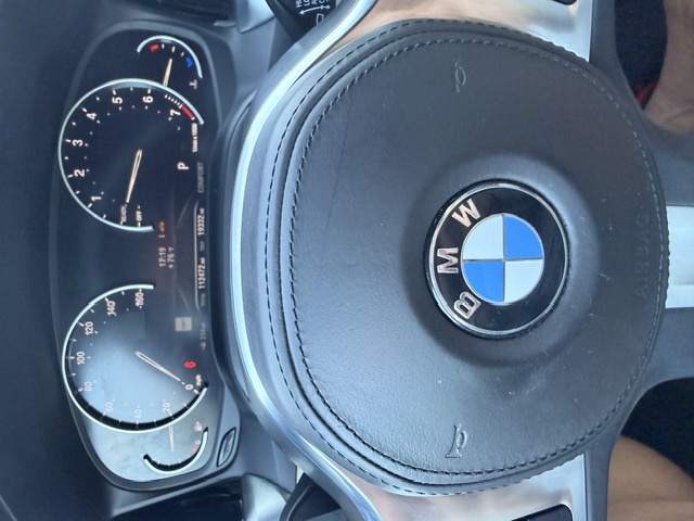 Used 2020 BMW 330i Sedan w/ Convenience Package RWD image 2