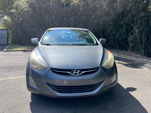 Used 2012 Hyundai Elantra GLS w/ Preferred Pkg 3 FWD image 16