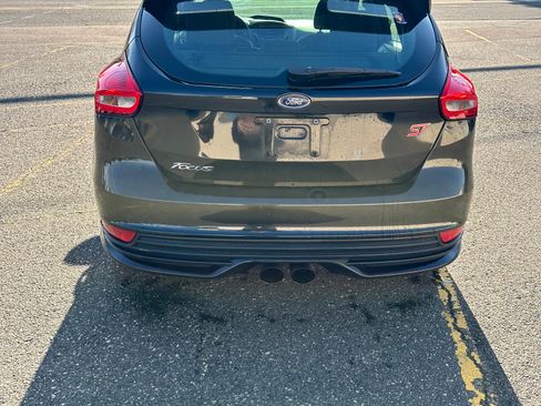 Used 2015 Ford Focus ST image 9