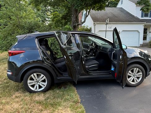 Used 2019 Kia Sportage LX AWD/4WD image 12