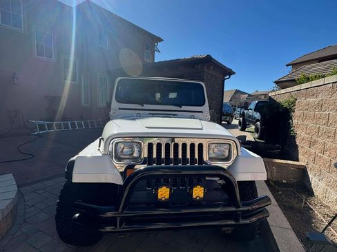 Used 1992 Jeep Wrangler 4WD image 6