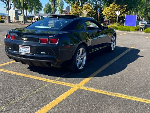 Used 2010 Chevrolet Camaro SS w/ RS Package RWD image 16