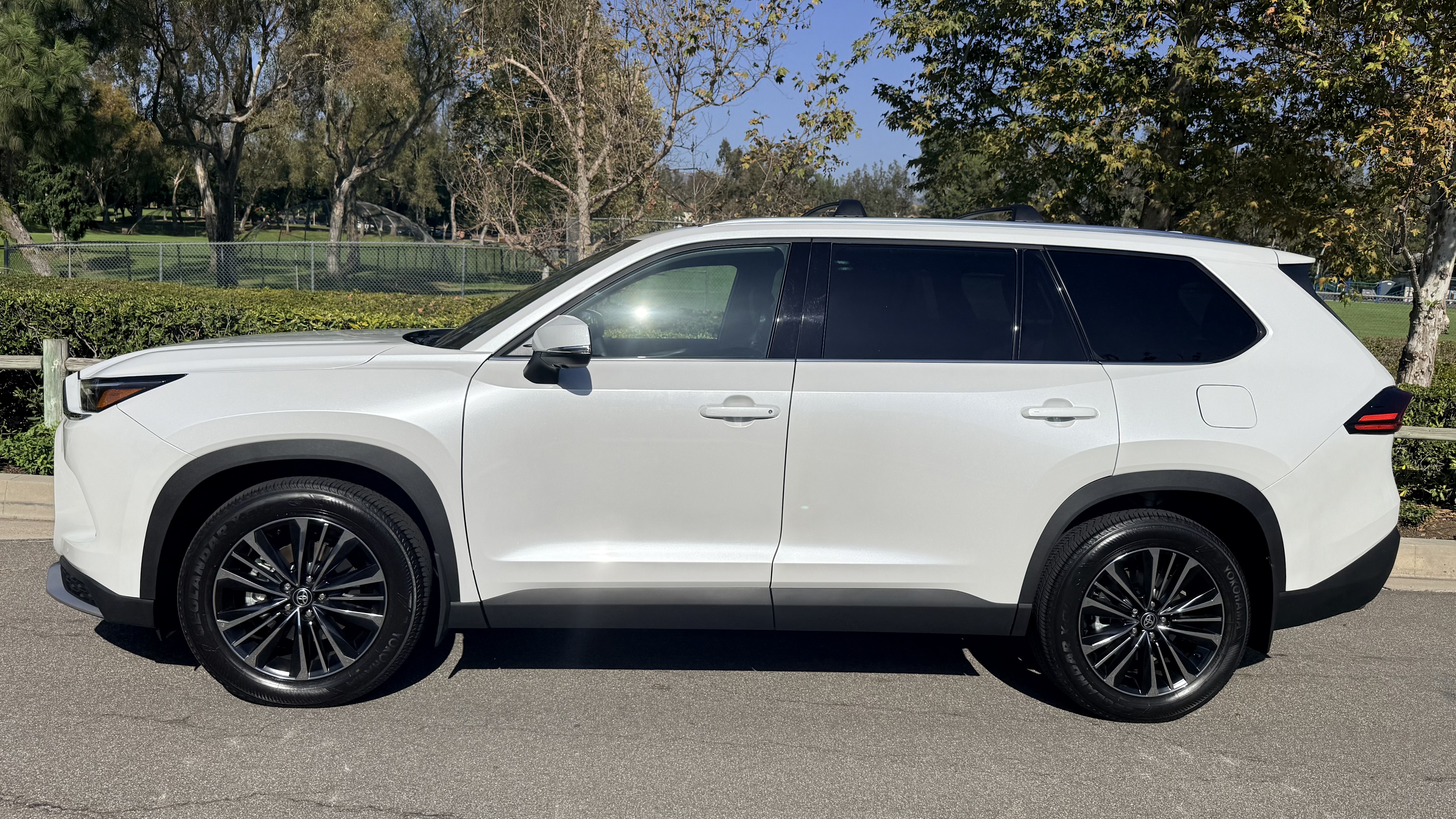 Used 2026 Toyota Grand Highlander Max Platinum AWD/4WD image 1