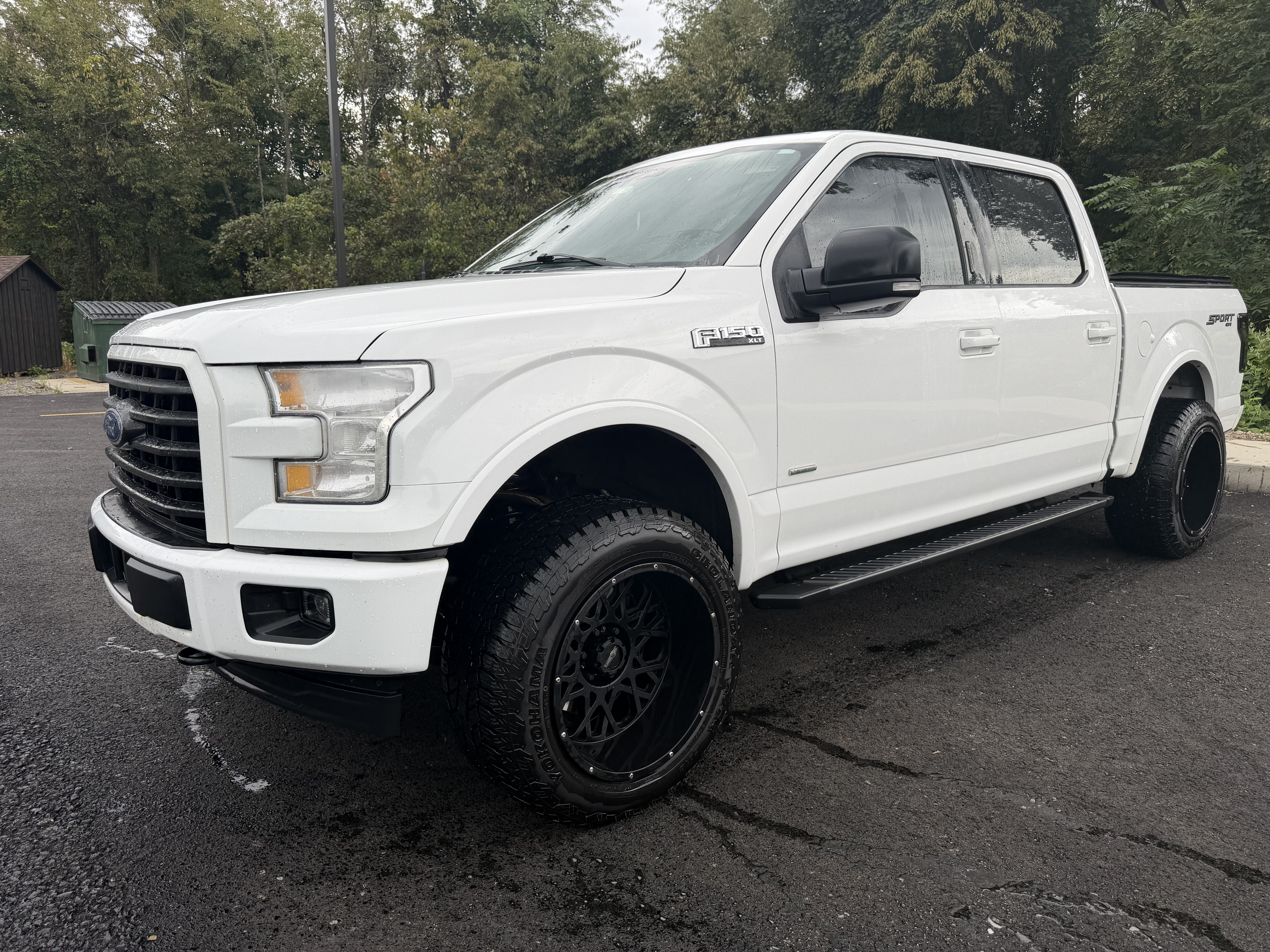 Used 2017 Ford F150 XLT w/ Equipment Group 302A Luxury AWD/4WD image 25
