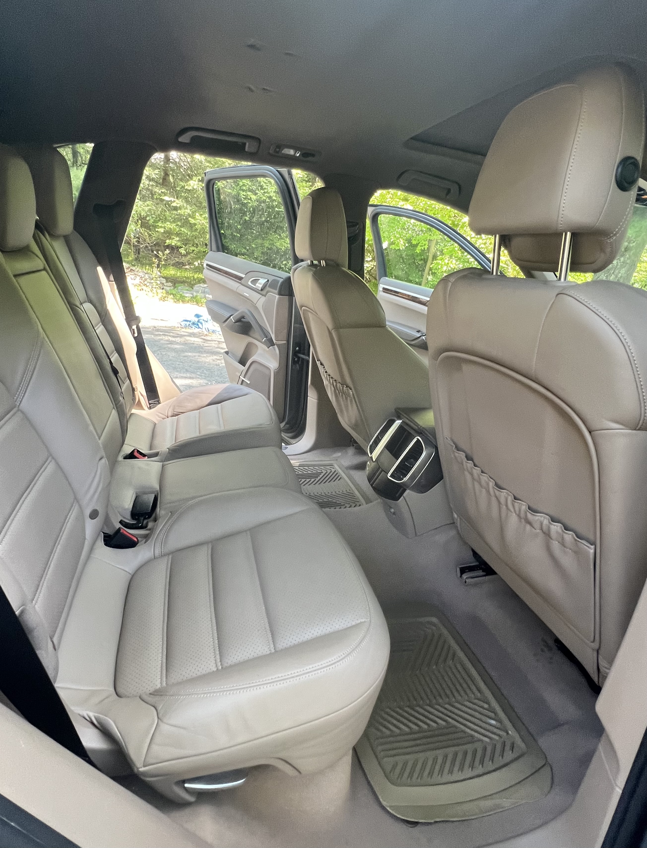Used 2011 Porsche Cayenne S AWD/4WD image 20