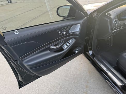 Used 2020 Mercedes-Benz S 560 4MATIC Sedan image 15