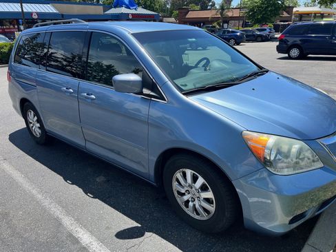 Used 2010 Honda Odyssey EX image 1