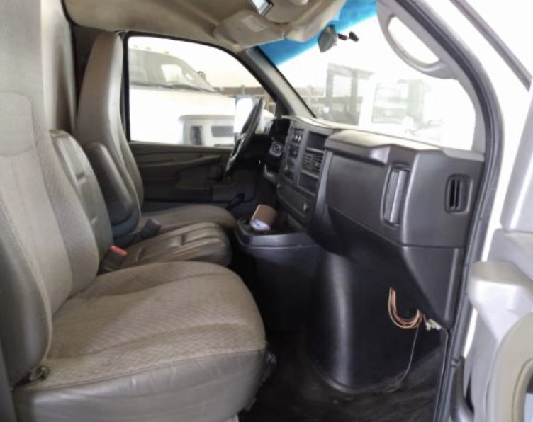 Used 2011 Chevrolet Express 3500 Extended w/ Chrome Appearance Package RWD image 1