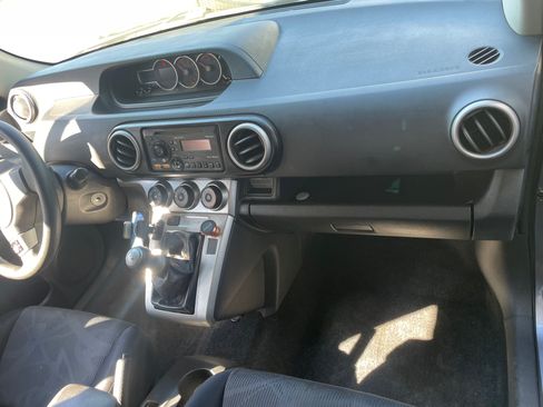 Used 2012 Scion xB image 10