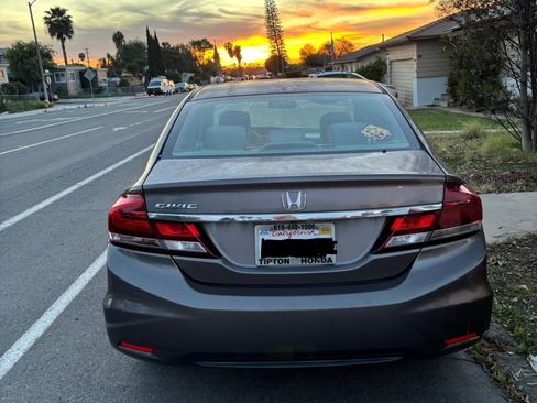 Used 2014 Honda Civic LX image 4