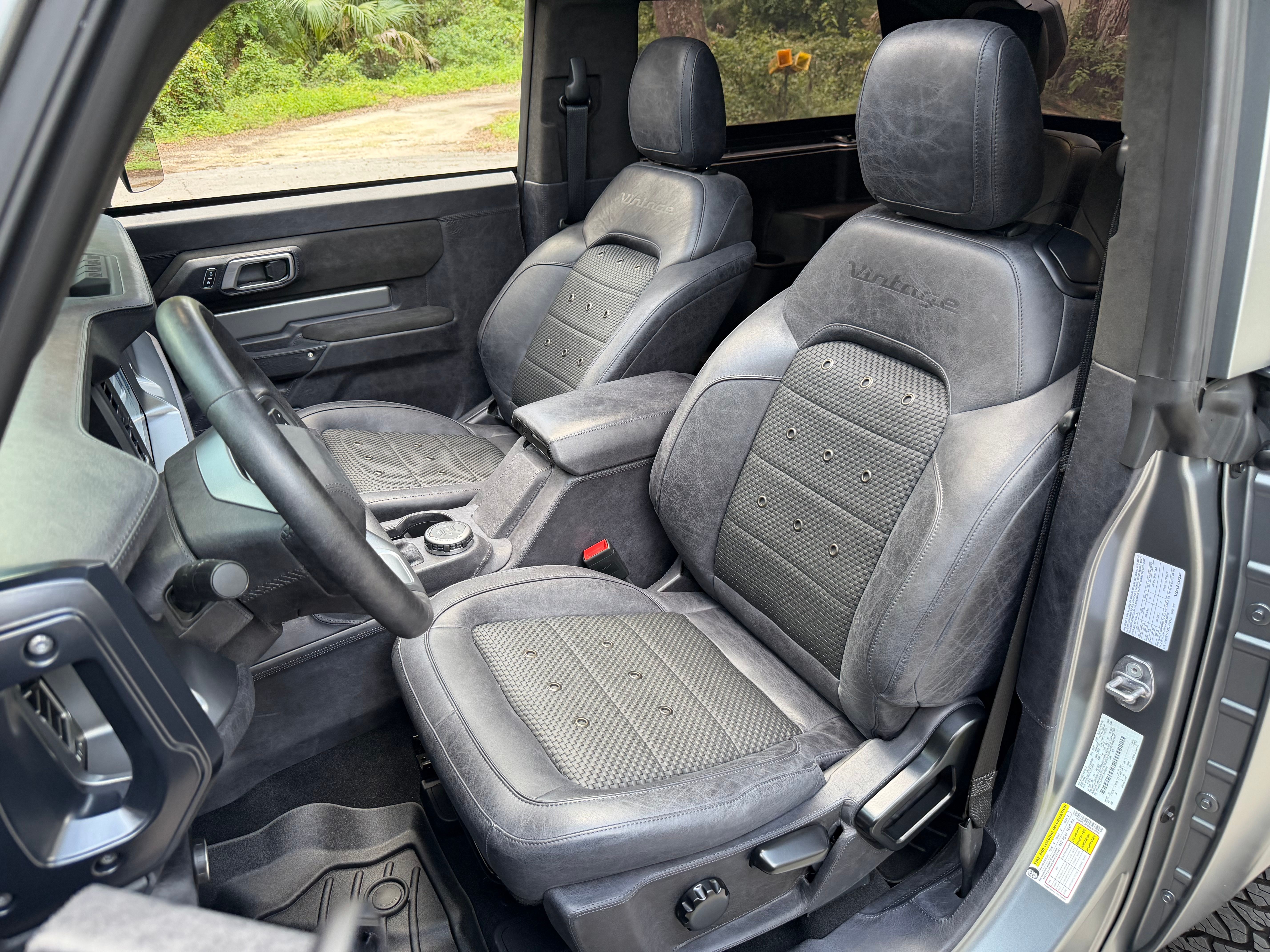 Used 2024 Ford Bronco Black Diamond AWD/4WD image 21