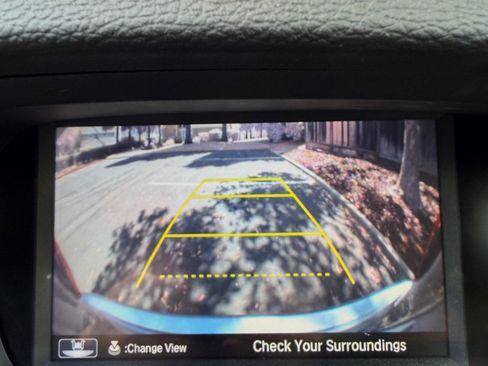 Used 2017 Acura TLX FWD image 24