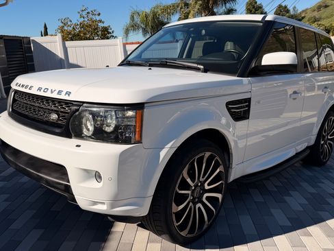 Used 2012 Land Rover Range Rover Sport HSE image 4