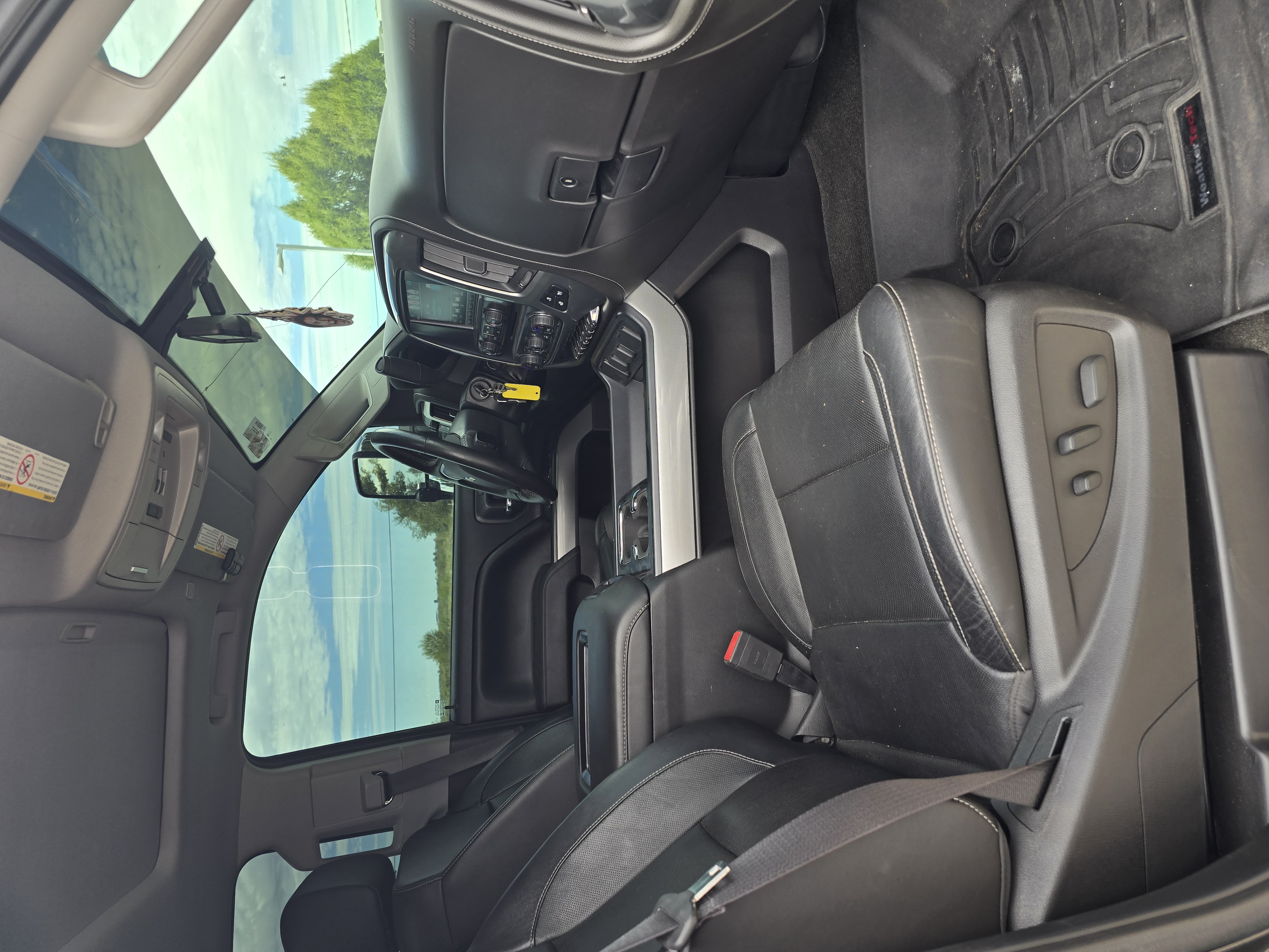 Used 2017 Chevrolet Silverado 3500 LTZ w/ Duramax Plus Package AWD/4WD image 12