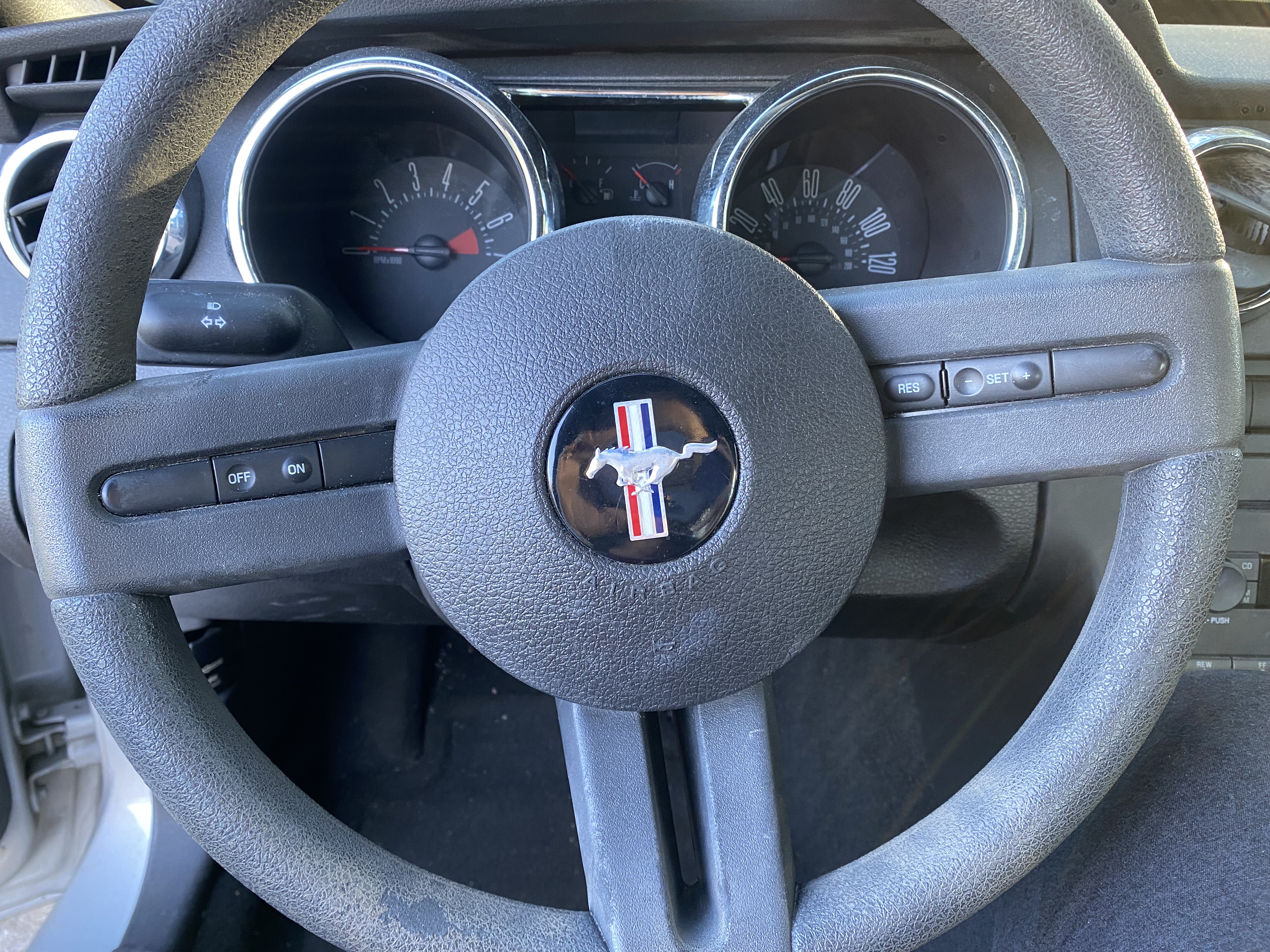 Used 2007 Ford Mustang Coupe RWD image 6