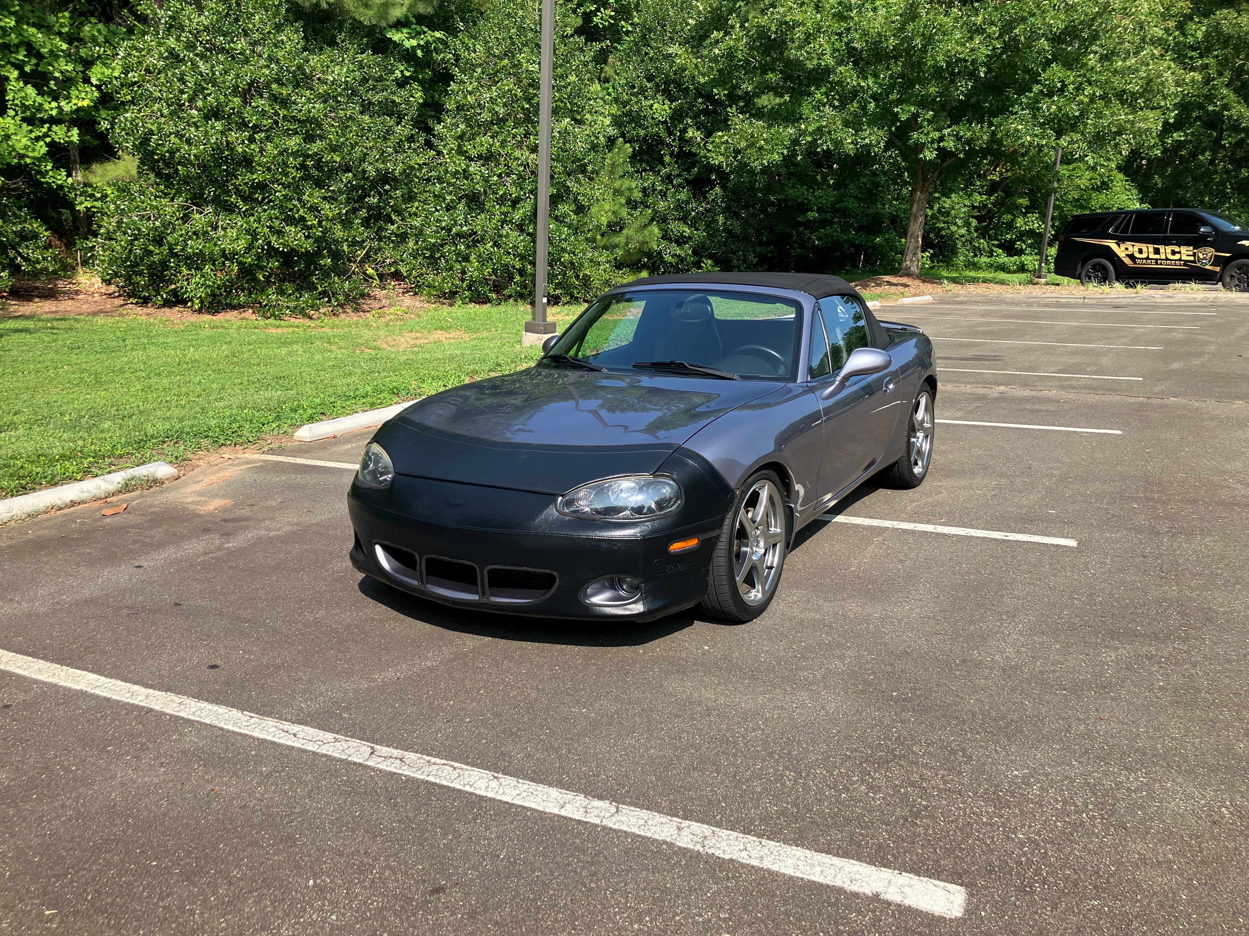 Used 2004 MAZDA MX-5 Miata MAZDASPEED w/ Grand Touring Pkg RWD image 4