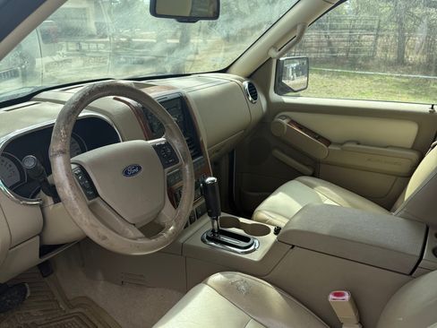 Used 2007 Ford Explorer Eddie Bauer image 5