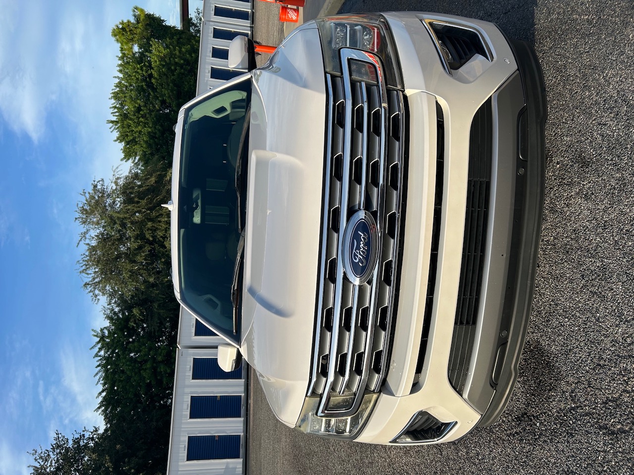 Used 2018 Ford Expedition Limited w/ Equipment Group 301A RWD image 5