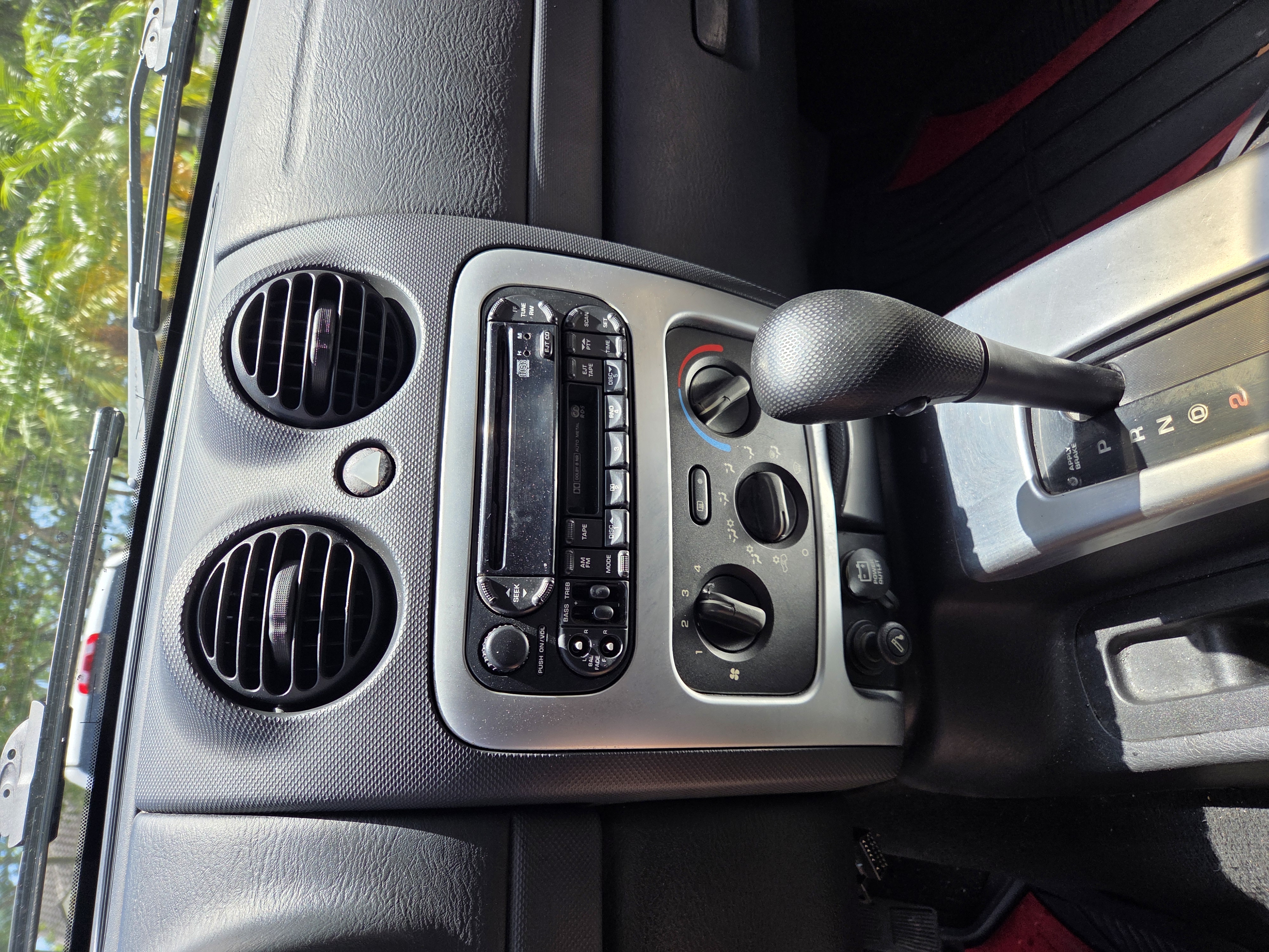 Used 2002 Jeep Liberty Limited RWD image 9