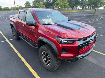 Used 2025 Chevrolet Colorado ZR2 w/ Technology Package