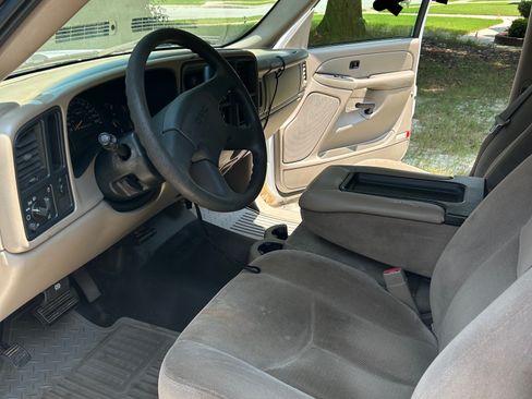 Used 2007 GMC Sierra 1500 W/T w/ Light Duty Power Package RWD image 12